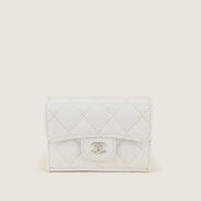 Flap Coin Wallet - CHANEL - Affordable Luxury thumbnail image