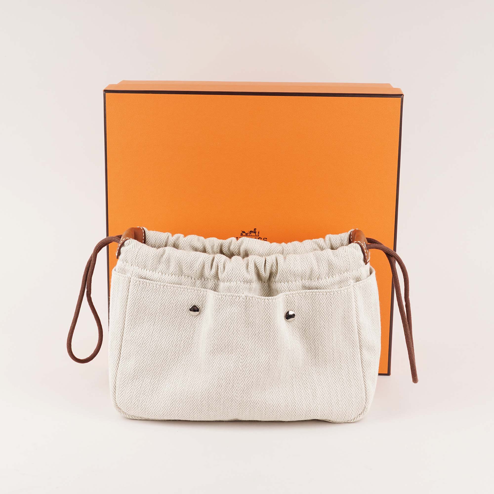 Fourbi 25 Pouch - HERMÈS - Affordable Luxury image