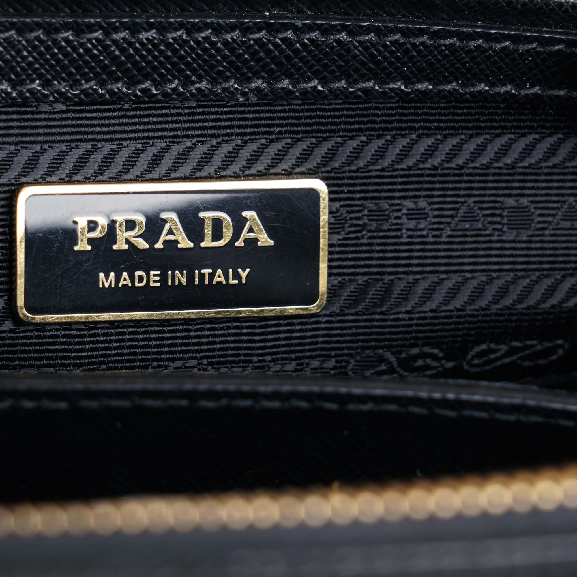 Galleria Medium Tote Bag - PRADA - Affordable Luxury image