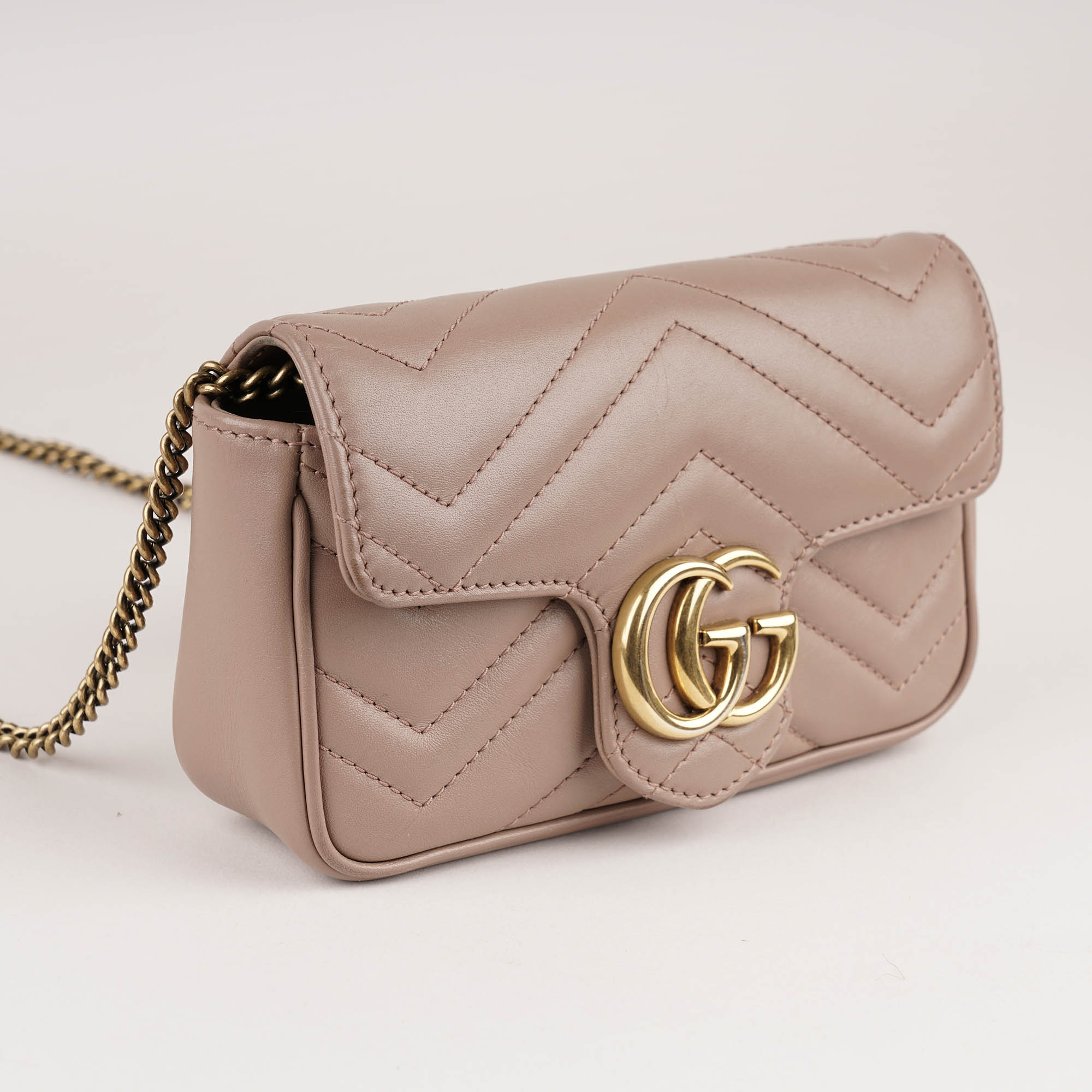 GG Marmont Super Mini Bag - GUCCI - Affordable Luxury image