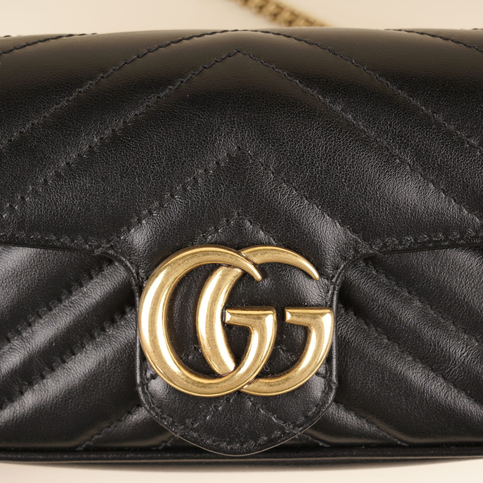 GG Marmont Super Mini Bag - GUCCI - Affordable Luxury image