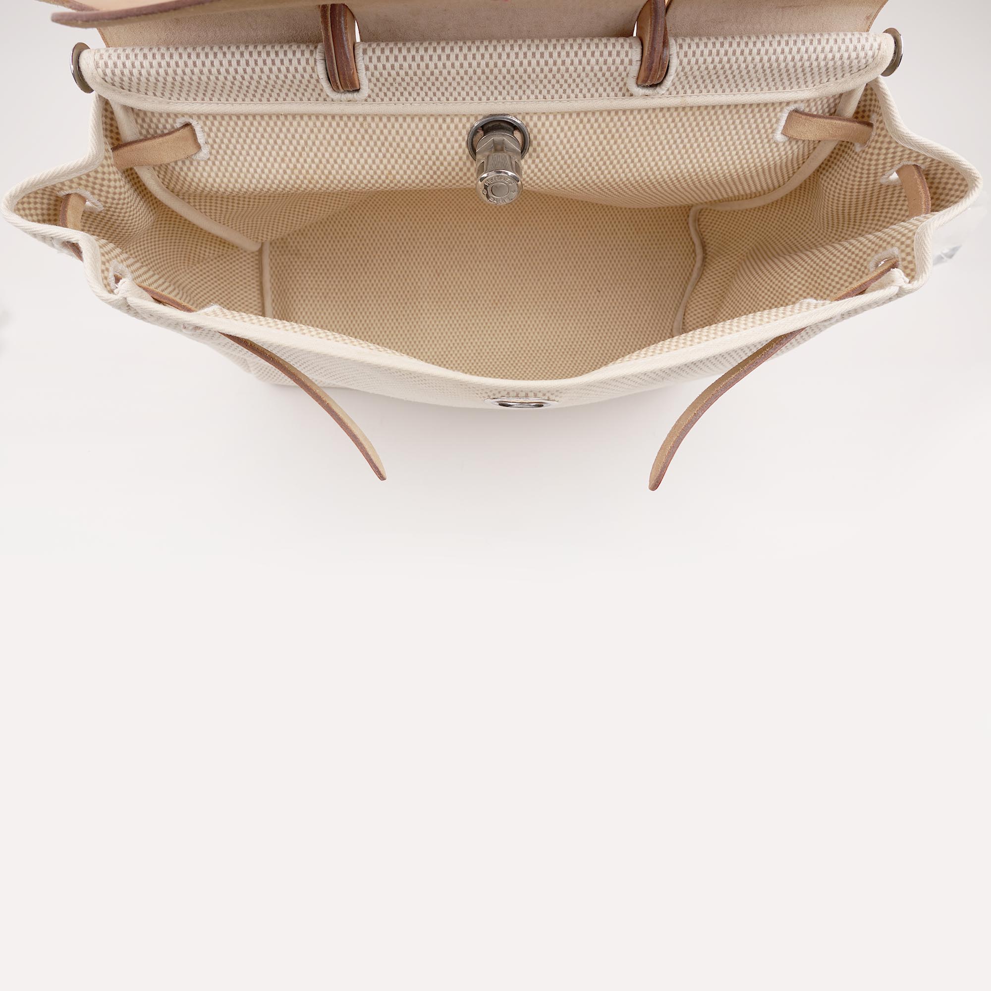 Herbag 39 Shoulder Bag - HERMÈS - Affordable Luxury image