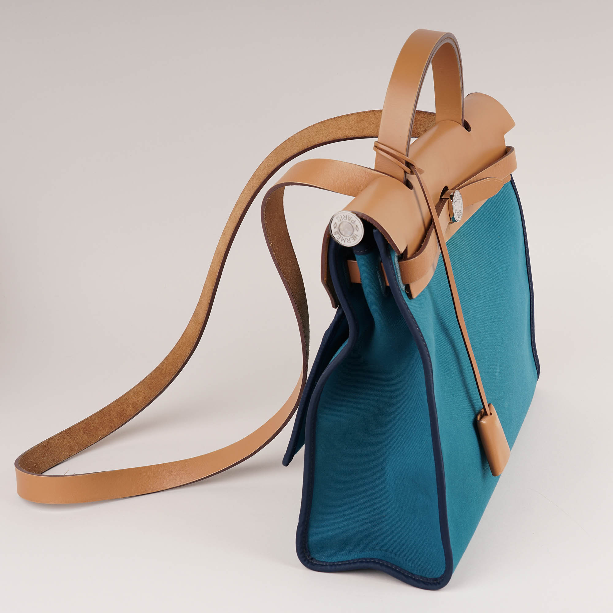 Herbag Zip 31 Bleu Izmir - HERMÈS - Affordable Luxury image