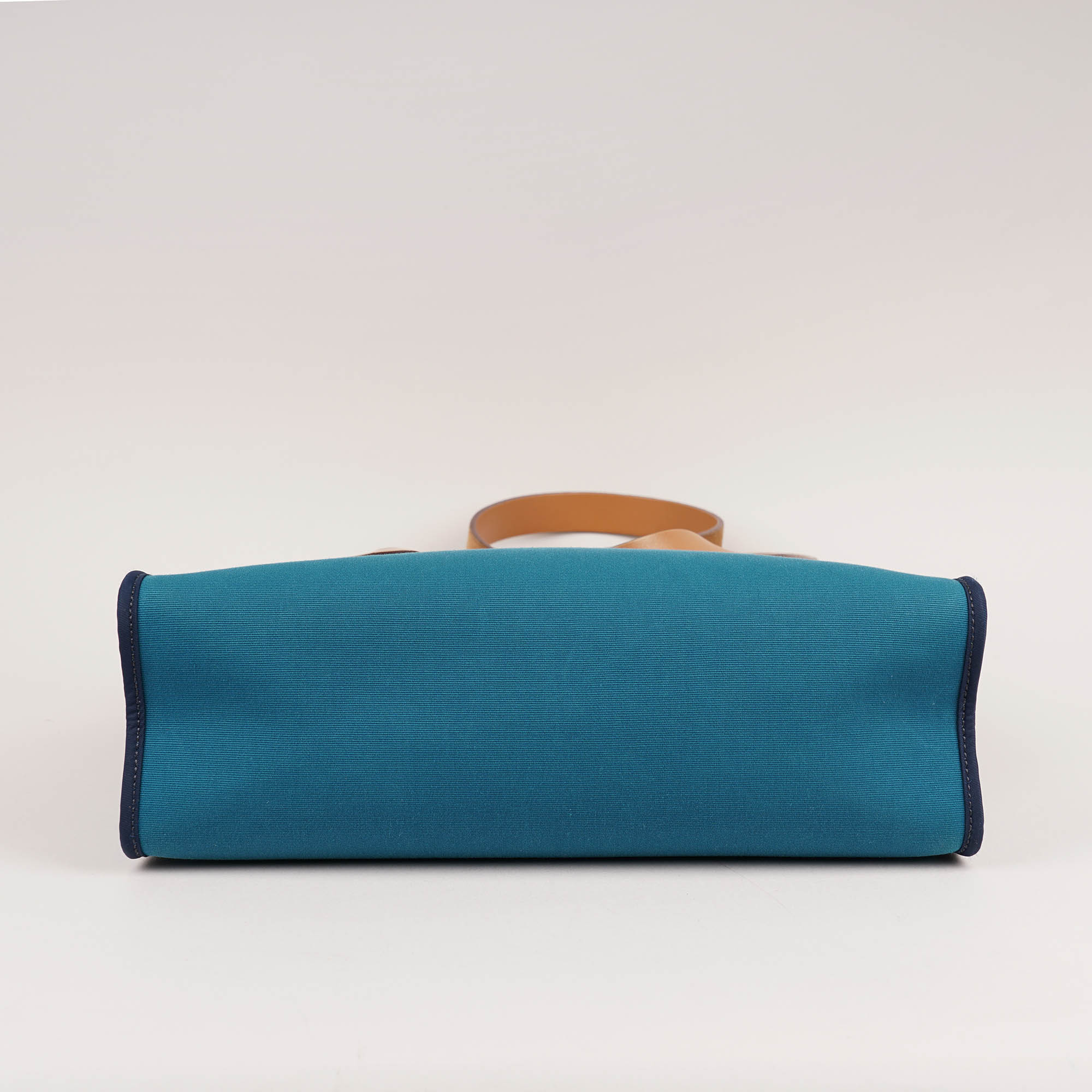 Herbag Zip 31 Bleu Izmir - HERMÈS - Affordable Luxury image