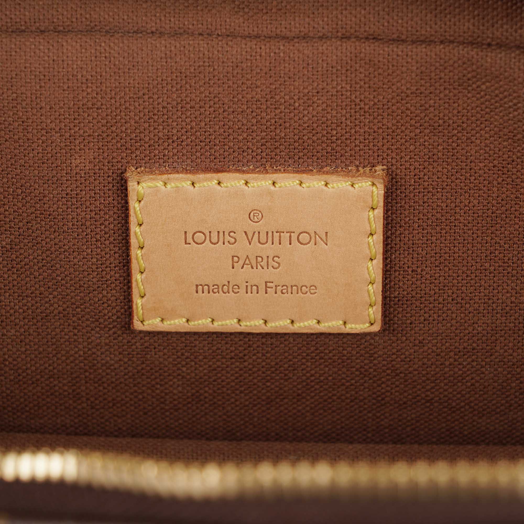 ICare Bag - LOUIS VUITTON - Affordable Luxury image