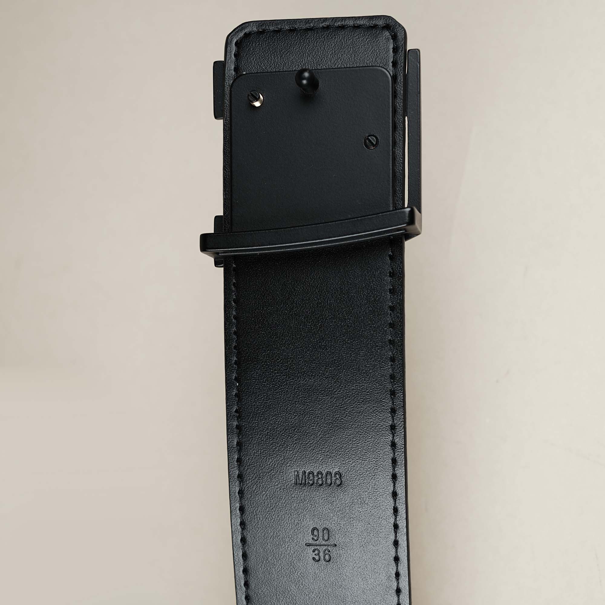 Initiales Belt 90 - LOUIS VUITTON - Affordable Luxury image