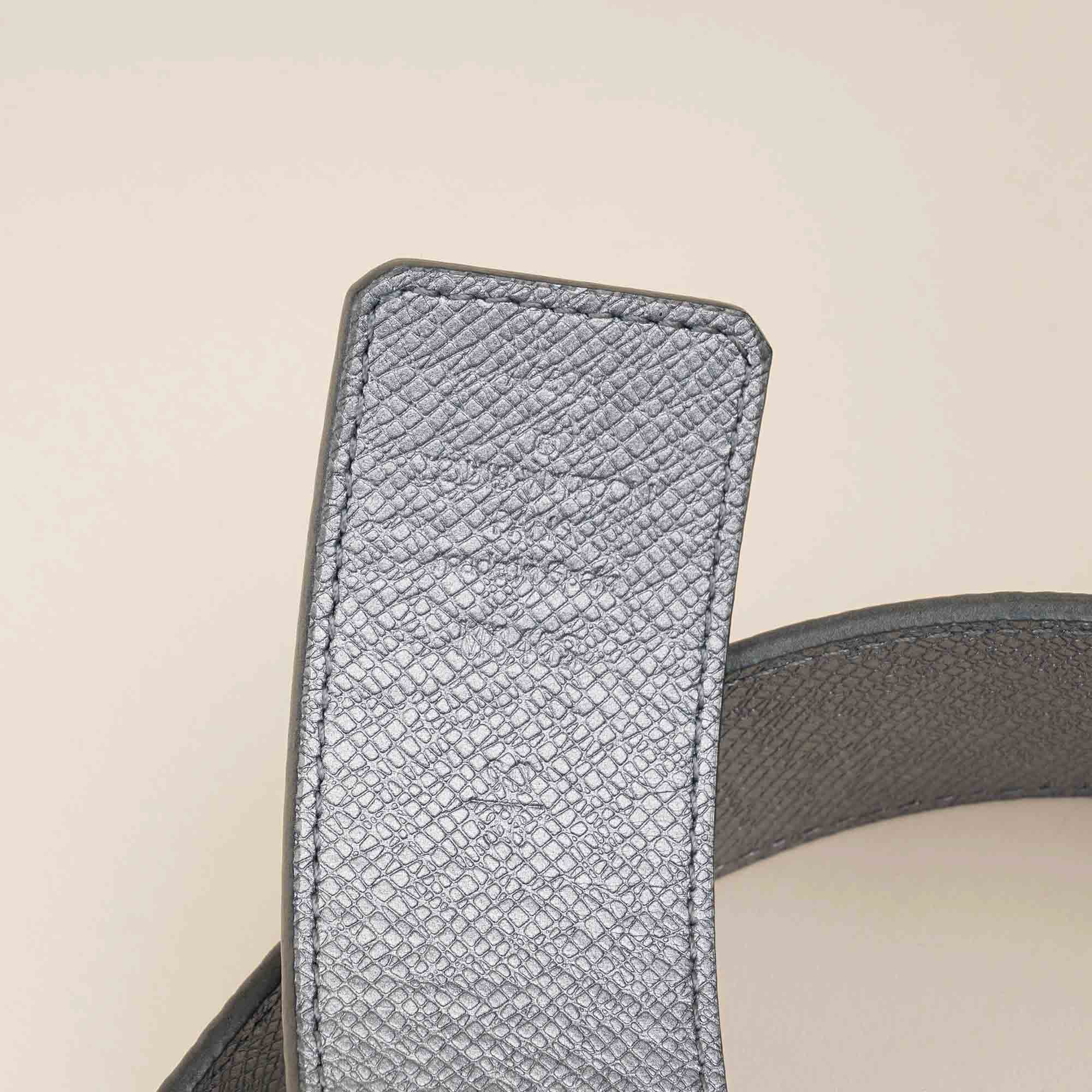 Initiales Reversible Belt 90 - LOUIS VUITTON - Affordable Luxury image