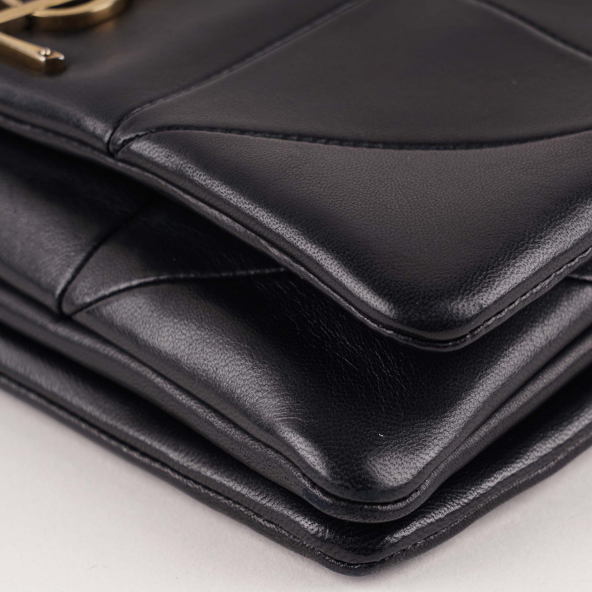 Jamie Wallet on Chain - SAINT LAURENT - Affordable Luxury image