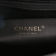 Jumbo Single Flap Shoulder Bag - CHANEL - Affordable Luxury thumbnail image