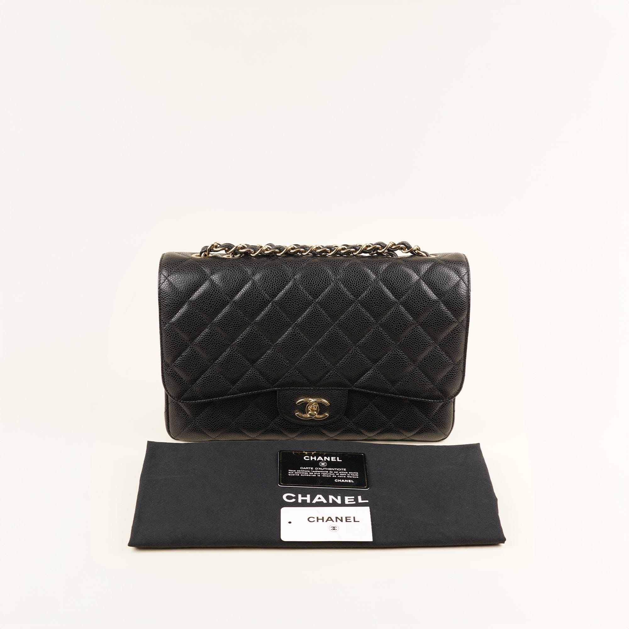 Jumbo Single Flap Shoulder Bag - CHANEL - Affordable Luxury image