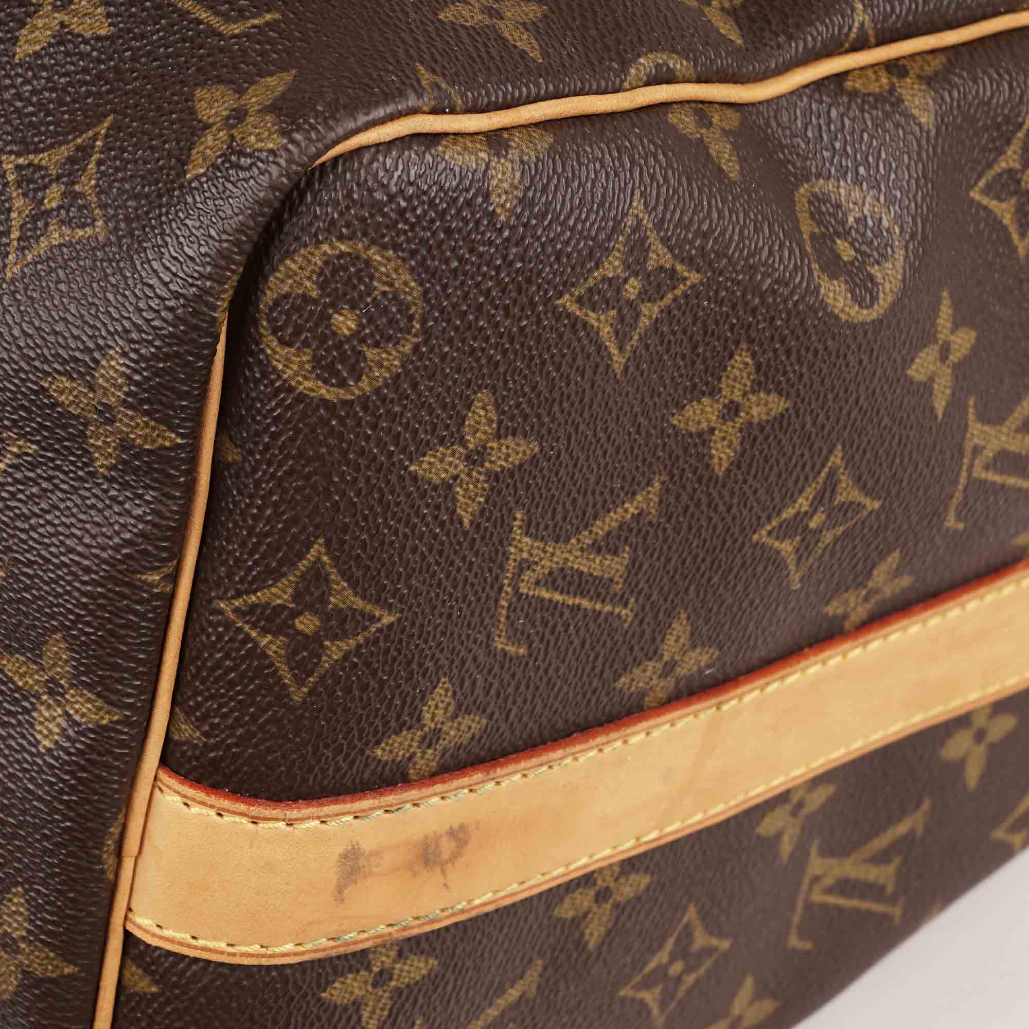 Keepall 45 Bandoulière Bag - LOUIS VUITTON - Affordable Luxury image
