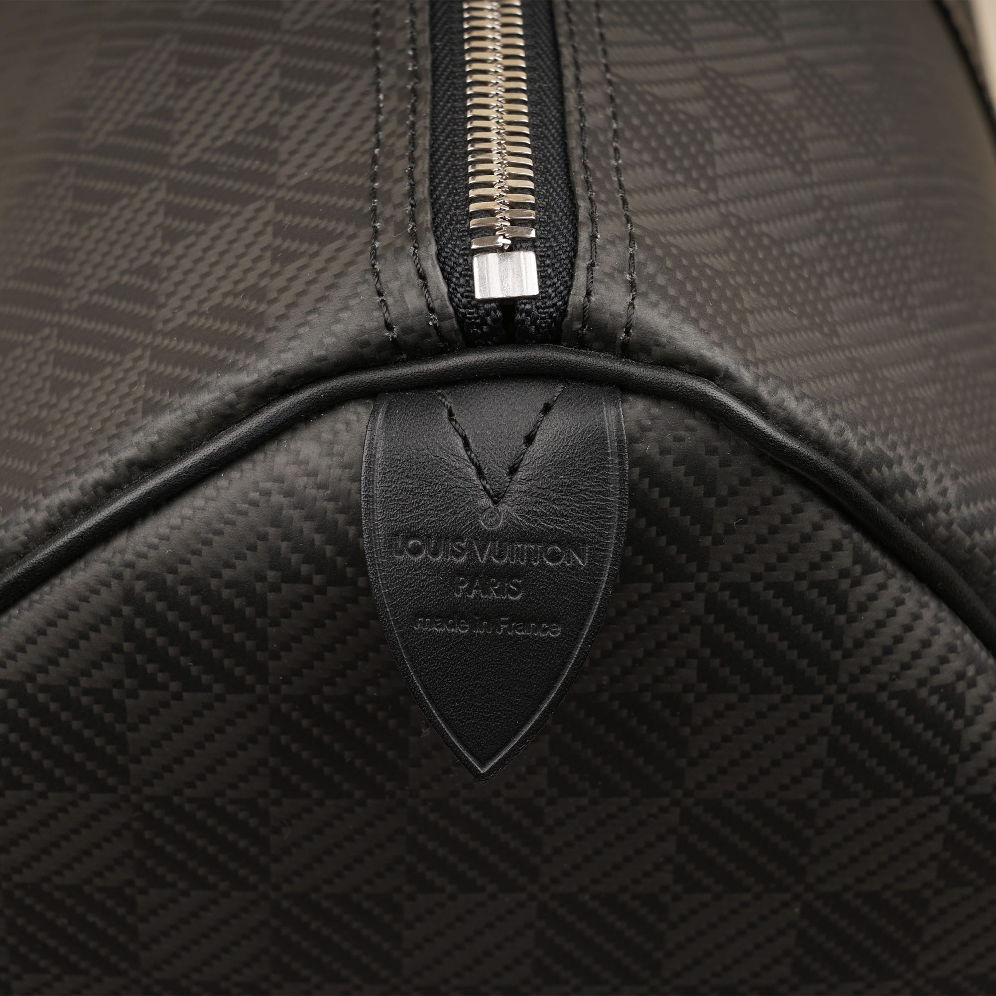 Keepall 45 Duffle Bag - LOUIS VUITTON - Affordable Luxury image