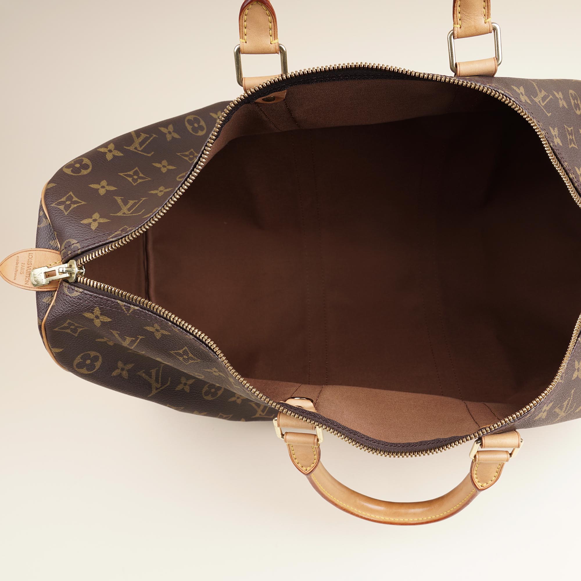 Keepall 50 Bag - LOUIS VUITTON - Affordable Luxury image