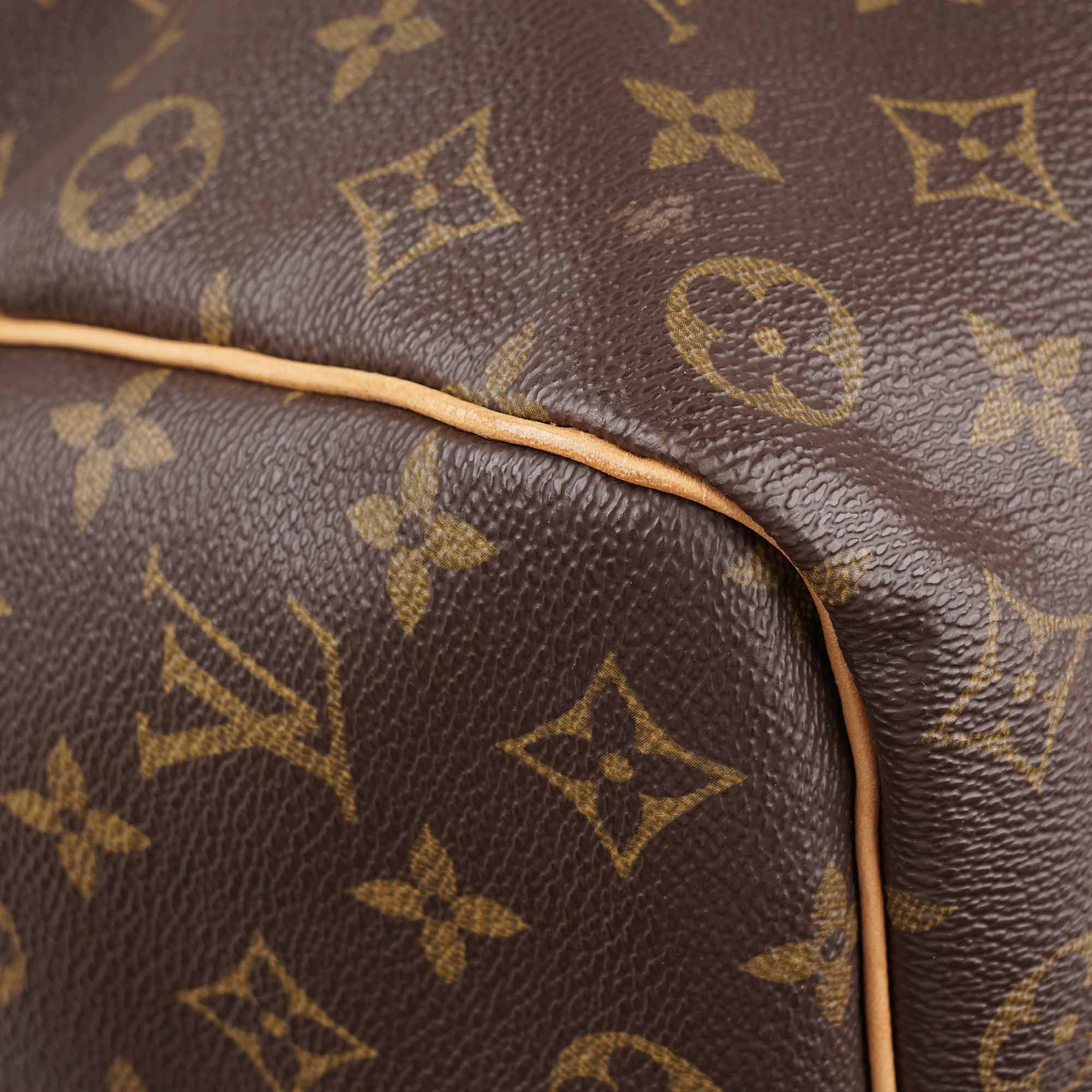 Keepall 50 Bandoulière - LOUIS VUITTON - Affordable Luxury image