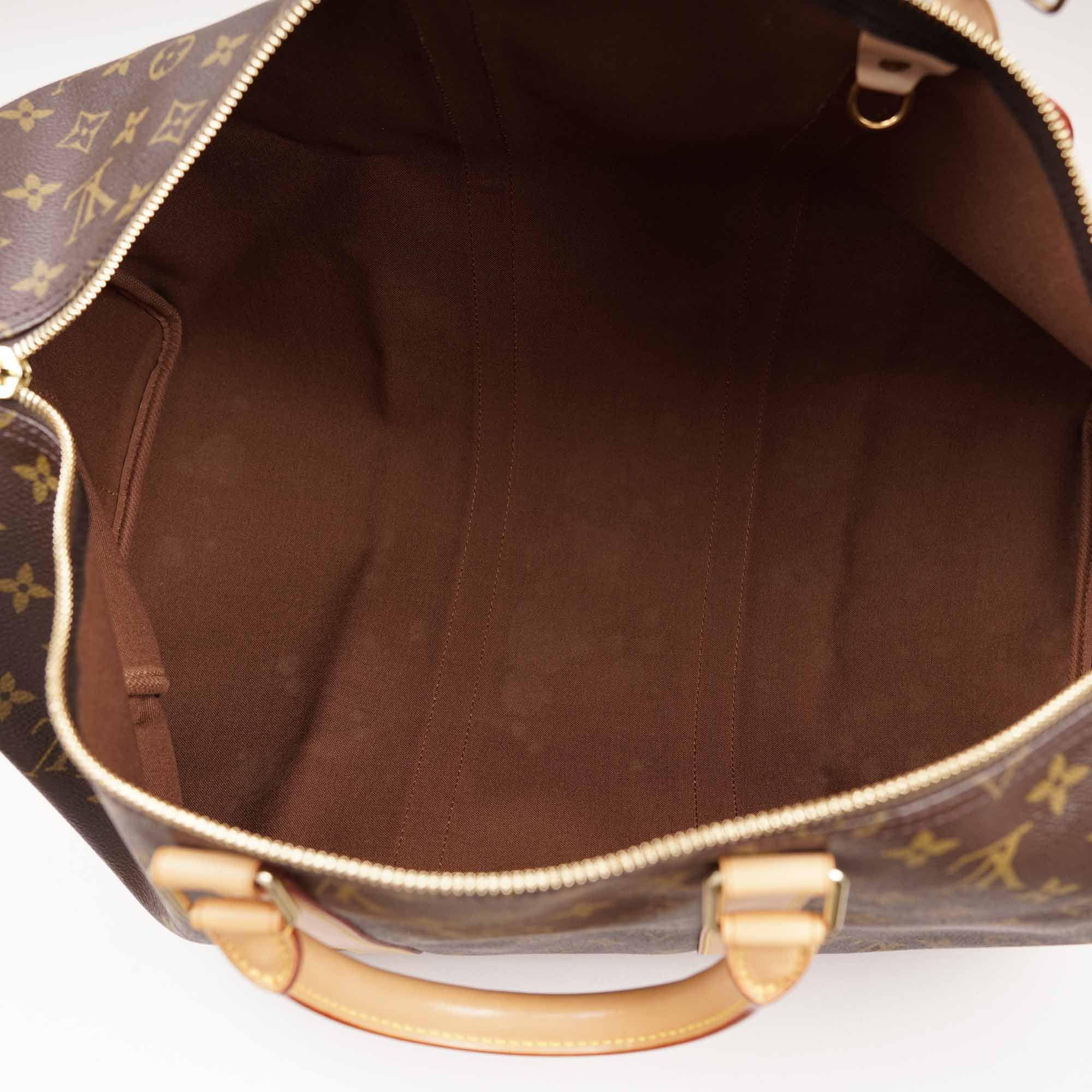 Keepall 50 Bandoulière - LOUIS VUITTON - Affordable Luxury image