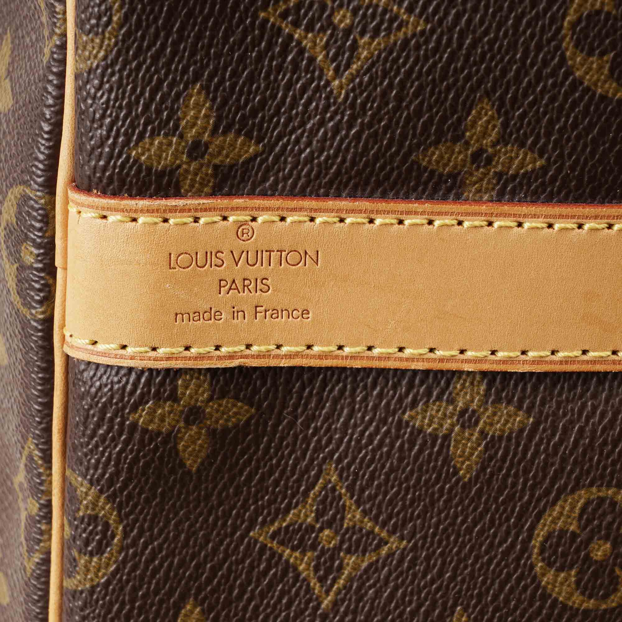 Keepall 55 Bandoulière Bag - LOUIS VUITTON - Affordable Luxury image