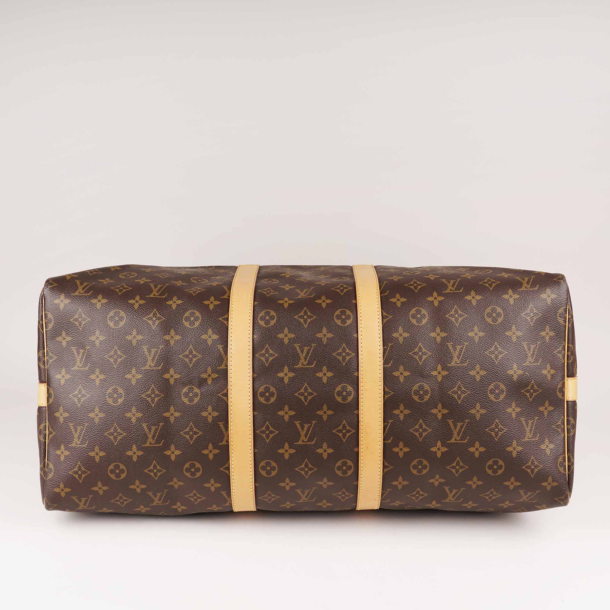 Keepall 55 Bandoulière Bag - LOUIS VUITTON - Affordable Luxury image