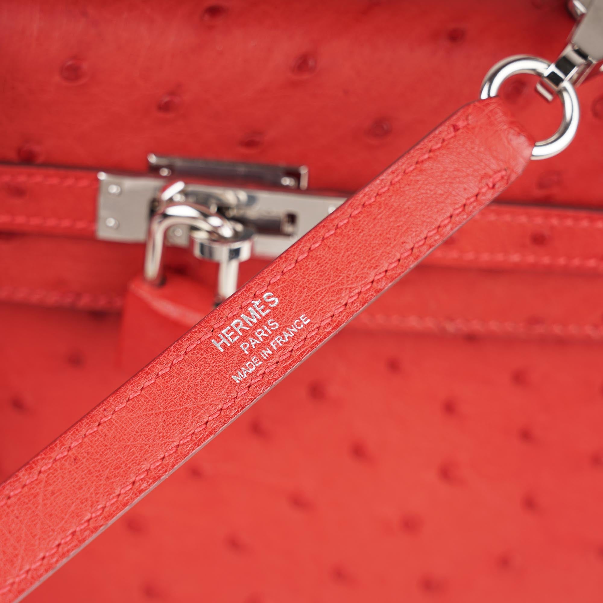 Kelly 25 Handbag - HERMÈS - Affordable Luxury image