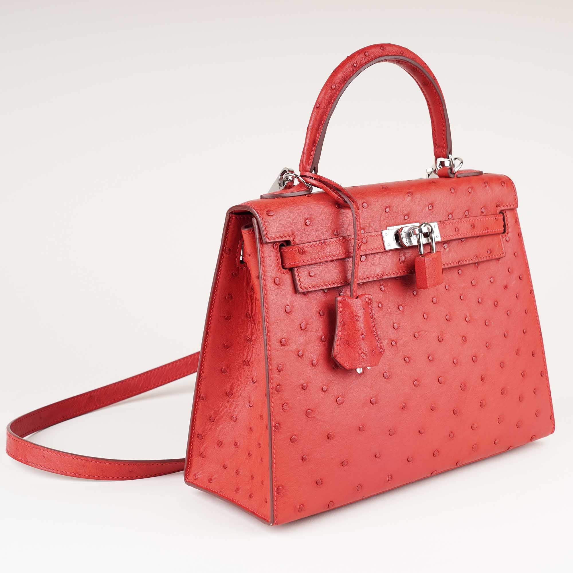 Kelly 25 Handbag - HERMÈS - Affordable Luxury image