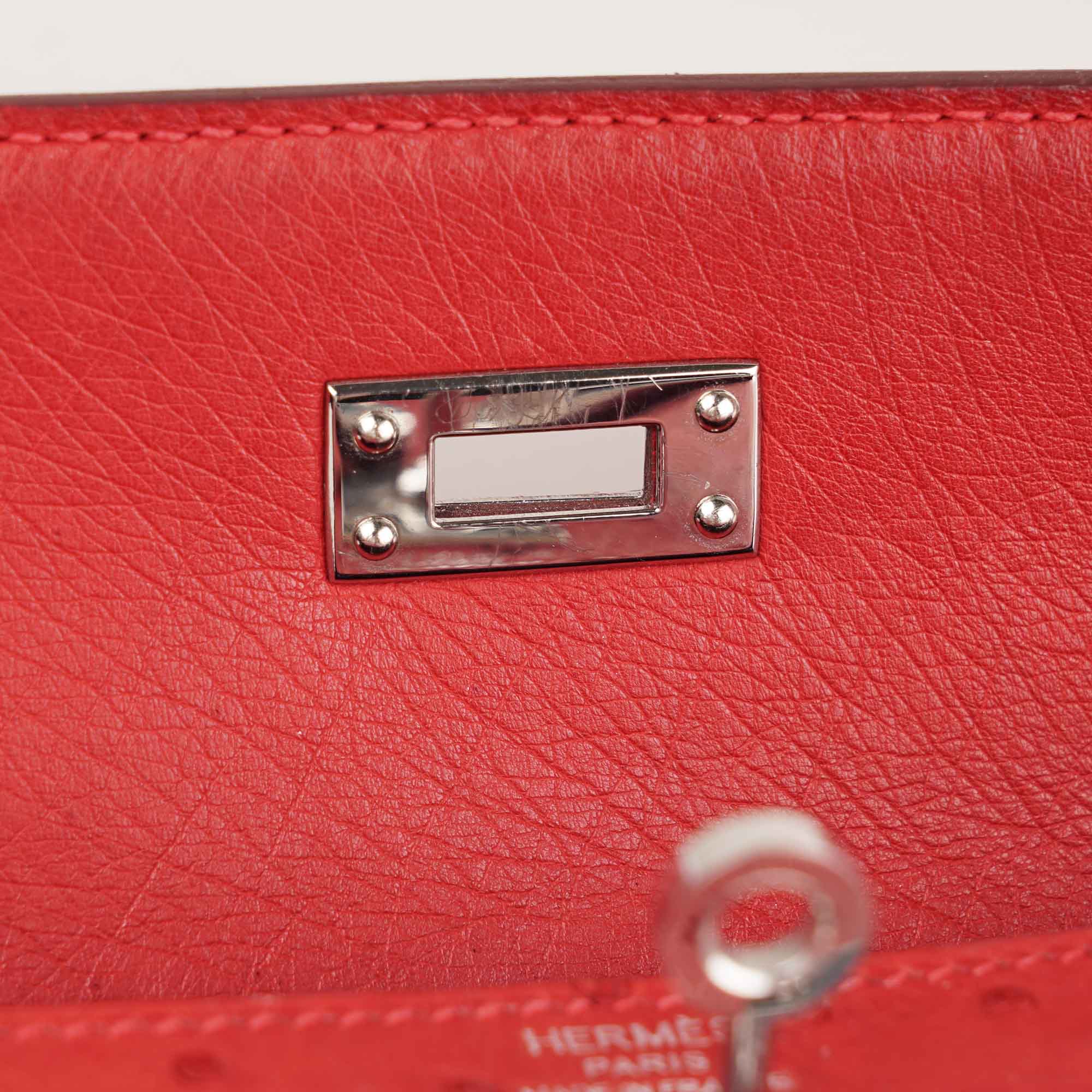 Kelly 25 Handbag - HERMÈS - Affordable Luxury image
