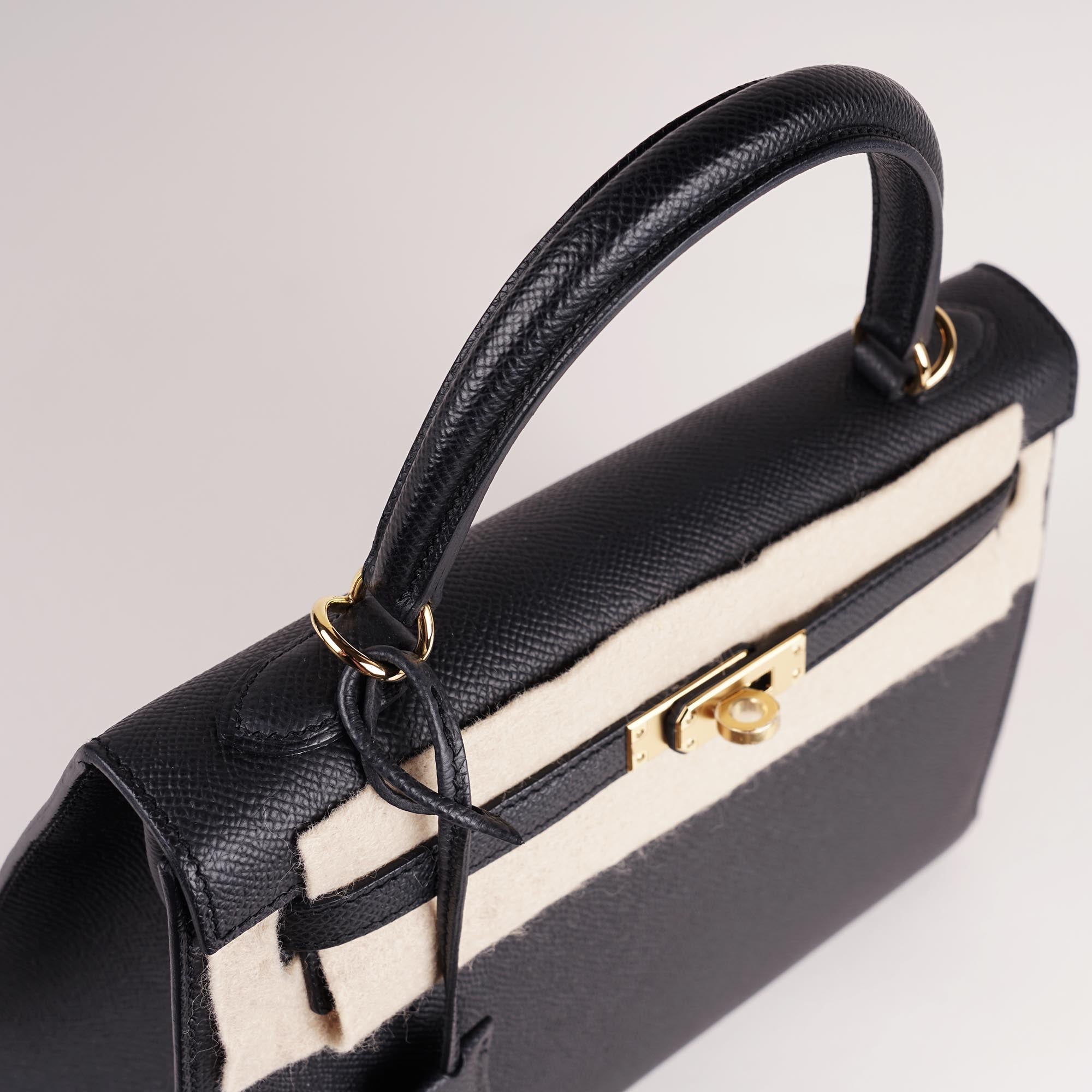 Kelly 25 Sellier Handbag - HERMÈS - Affordable Luxury image