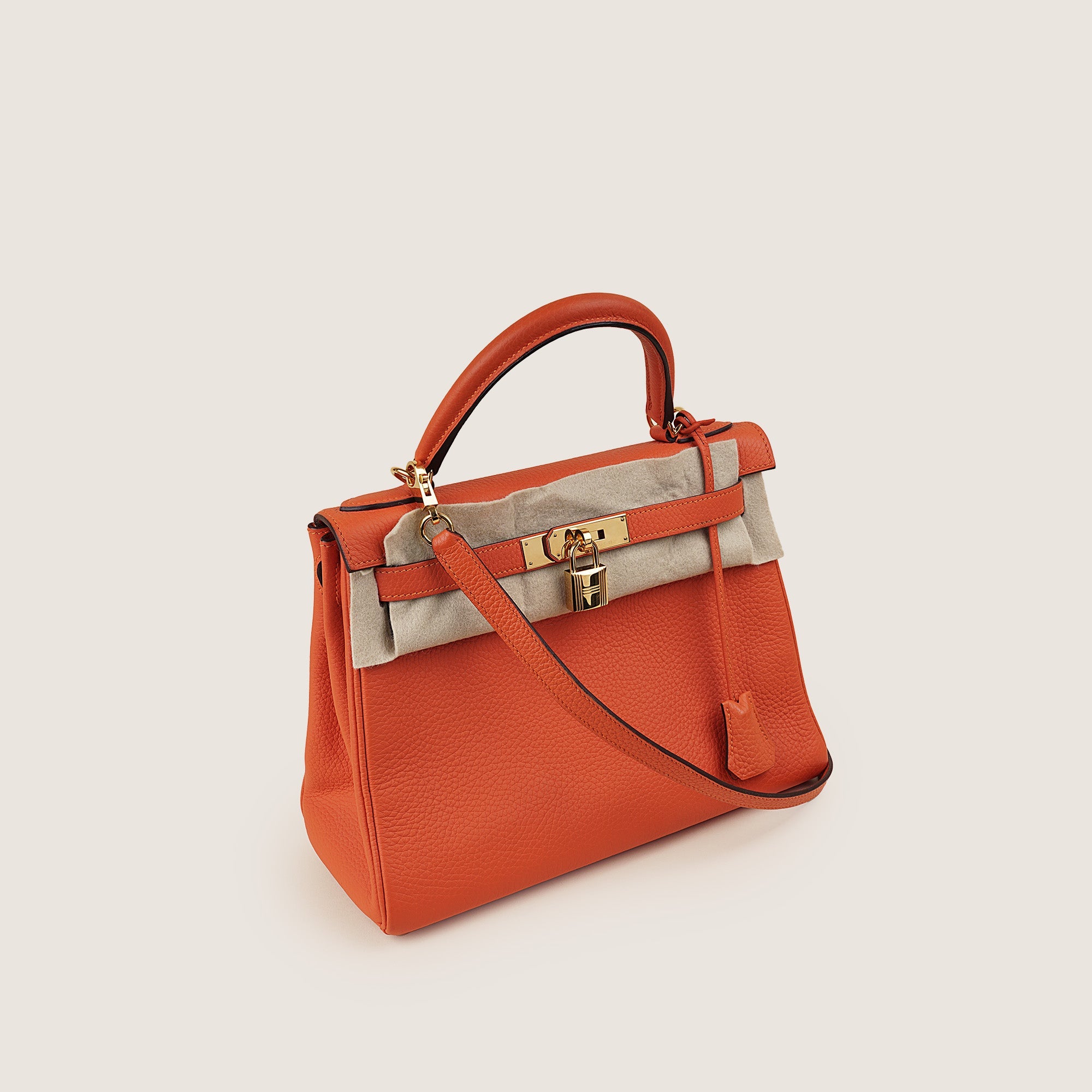 Kelly 28 Handbag - HERMÈS - Affordable Luxury