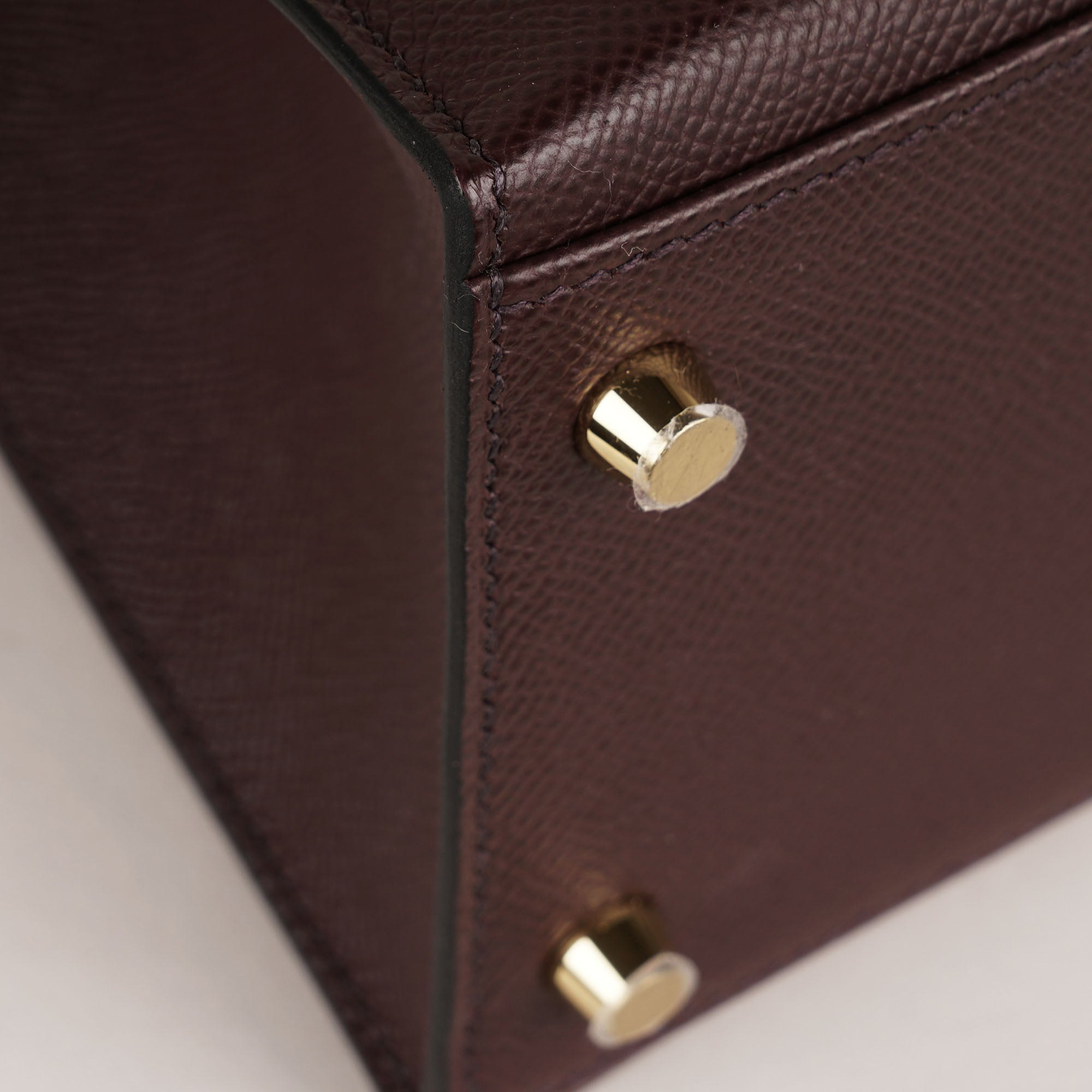 Kelly 28 Sellier Handbag - HERMÈS - Affordable Luxury image