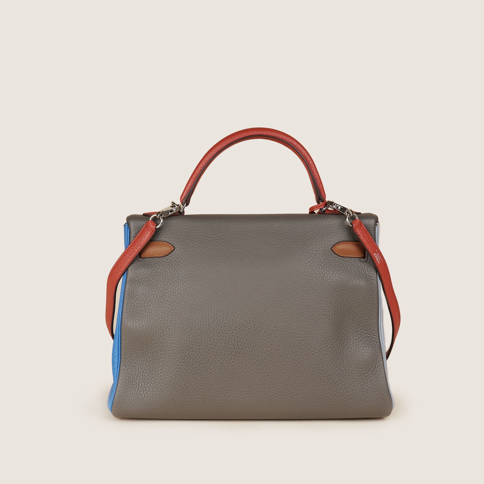 Kelly 32 Handbag - HERMÈS - Affordable Luxury image