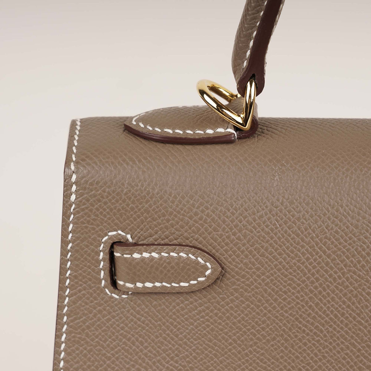 Kelly II Sellier 25 Handbag - HERMÈS - Affordable Luxury image