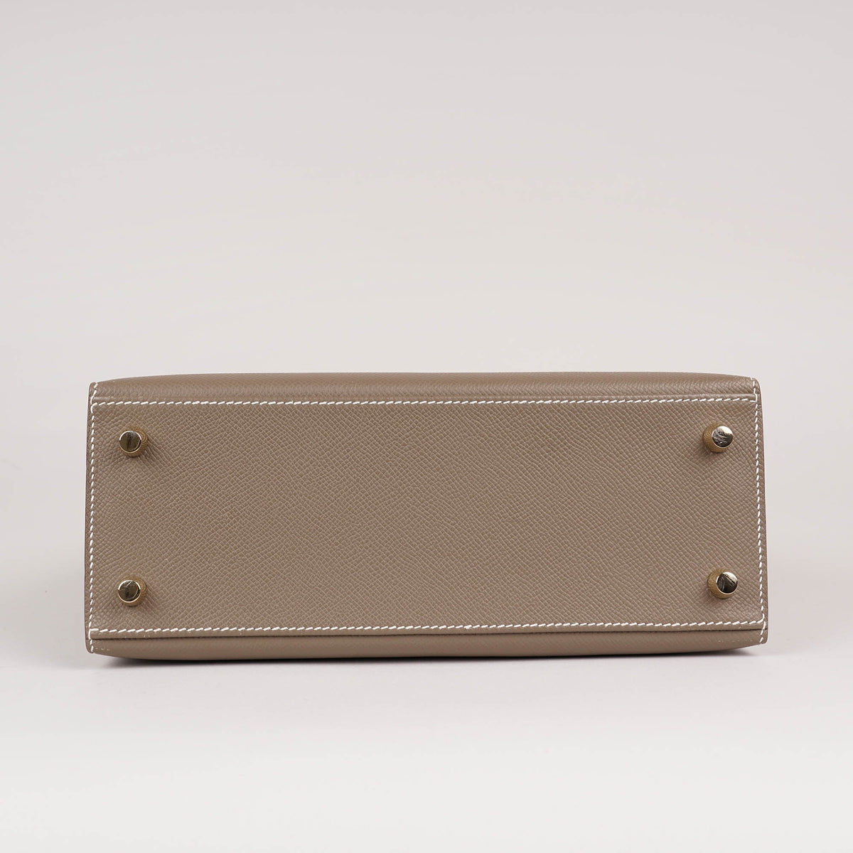 Kelly II Sellier 25 Handbag Etoupe - HERMÈS - Affordable Luxury image