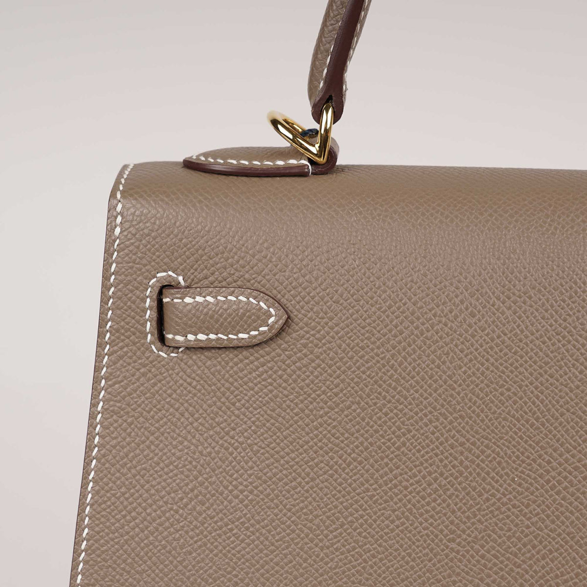 Kelly II Sellier 25 Handbag Etoupe - HERMÈS - Affordable Luxury image
