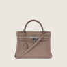 kelly retourne 32 handbag affordable luxury 205306