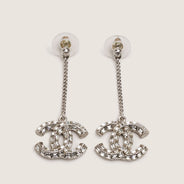 Large CC Crystal Drop Earrings - CHANEL - Affordable Luxury thumbnail image