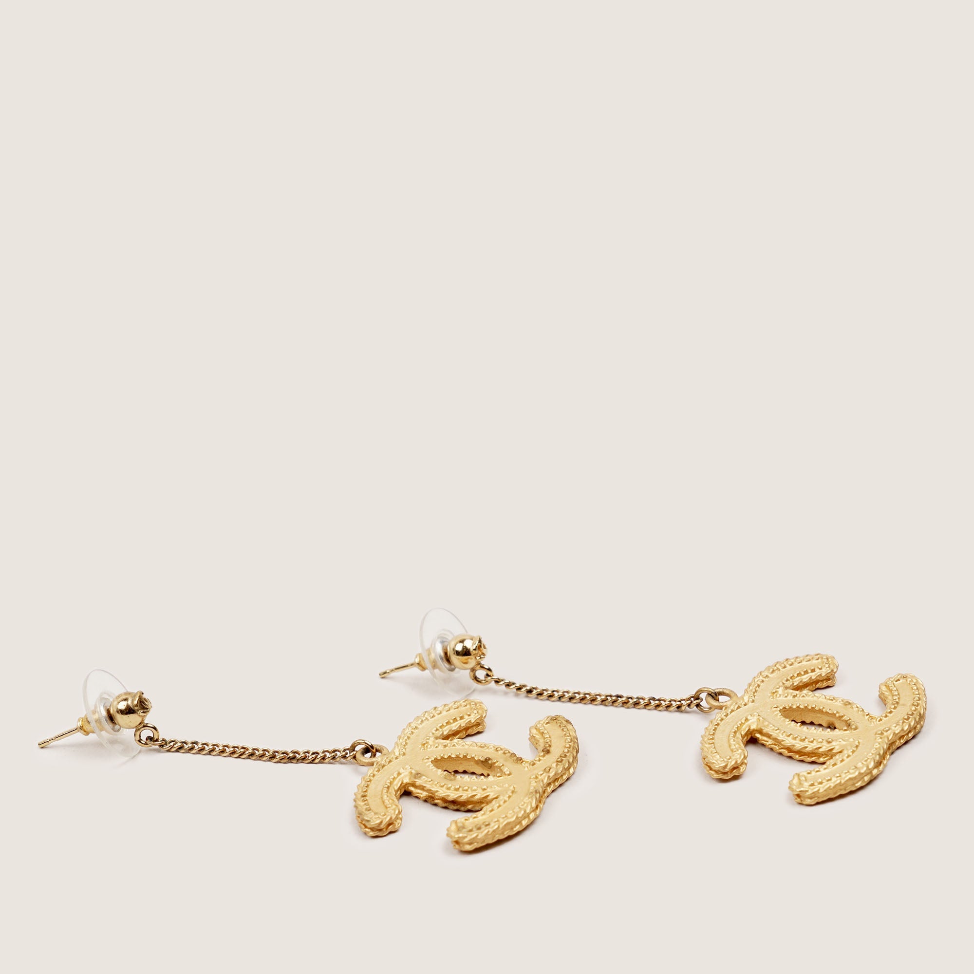 Large CC Drop Earrings - CHANEL - Affordable Luxury