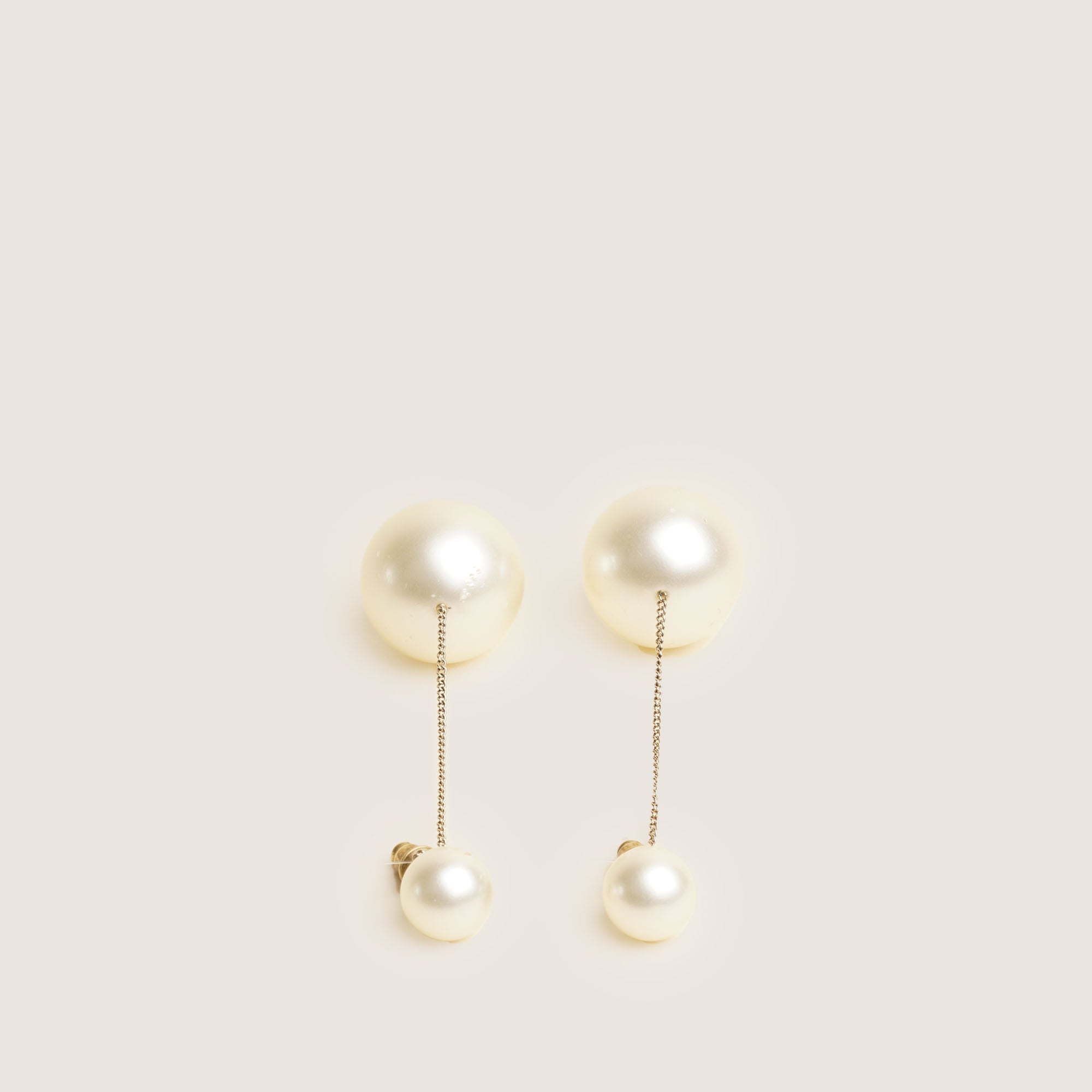 Large CC Drop Pearl Earrings - CHANEL - Affordable Luxury image