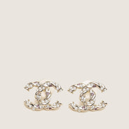 Large CC Earrings - CHANEL - Affordable Luxury thumbnail image