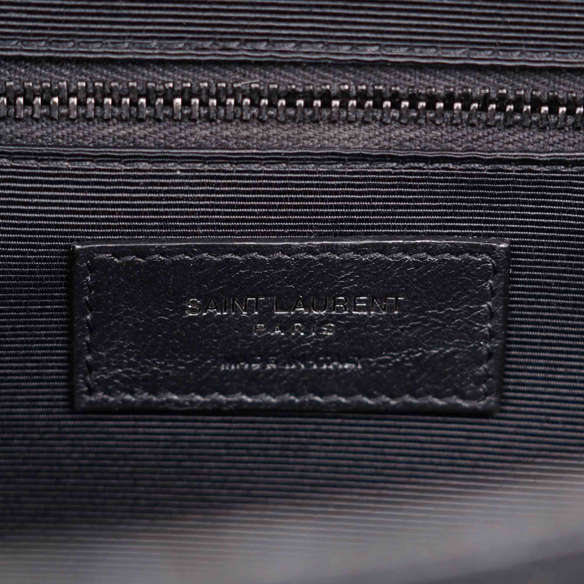 Large Envelope Shoulder Bag - SAINT LAURENT - Affordable Luxury image