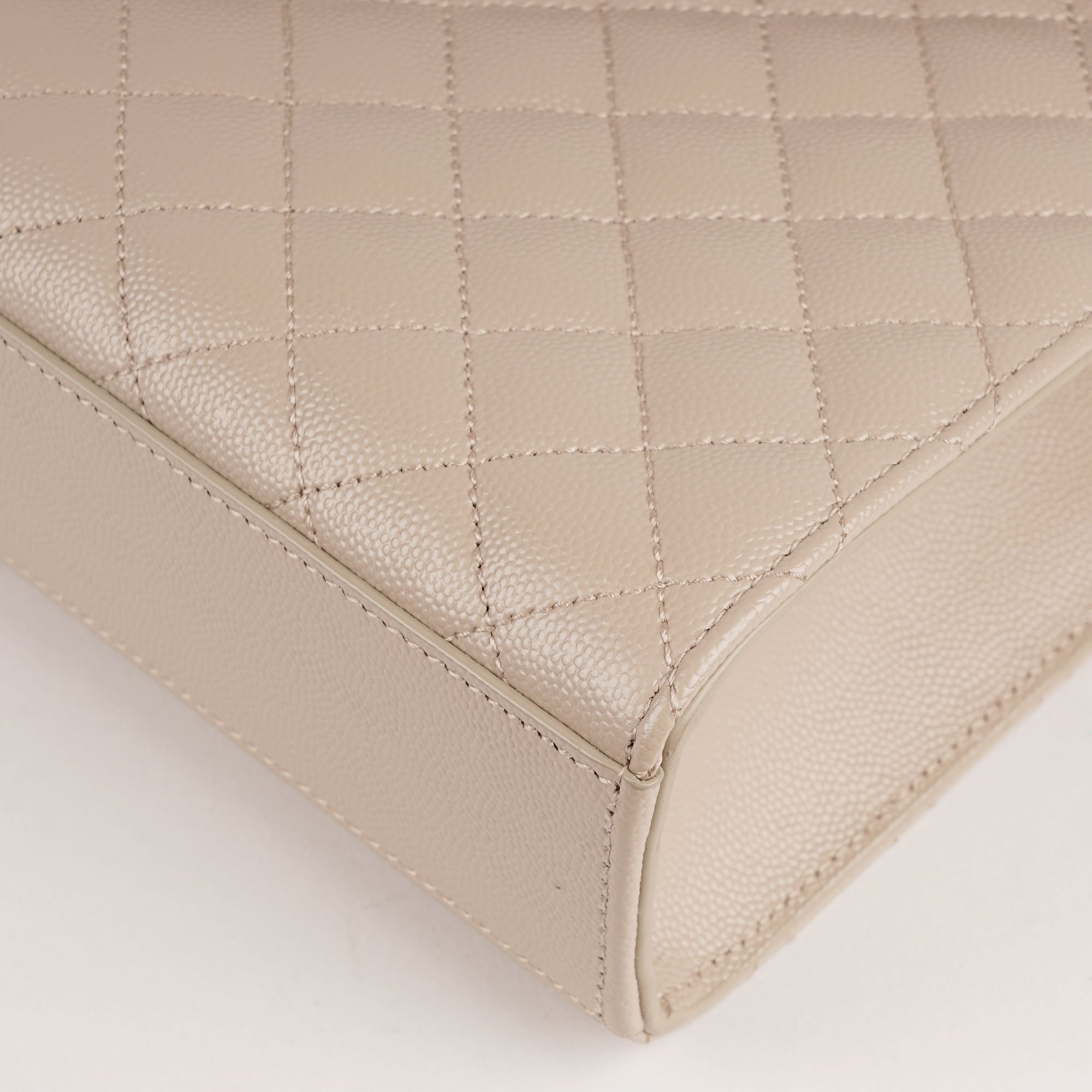 Large Envelope Shoulder Bag - SAINT LAURENT - Affordable Luxury image