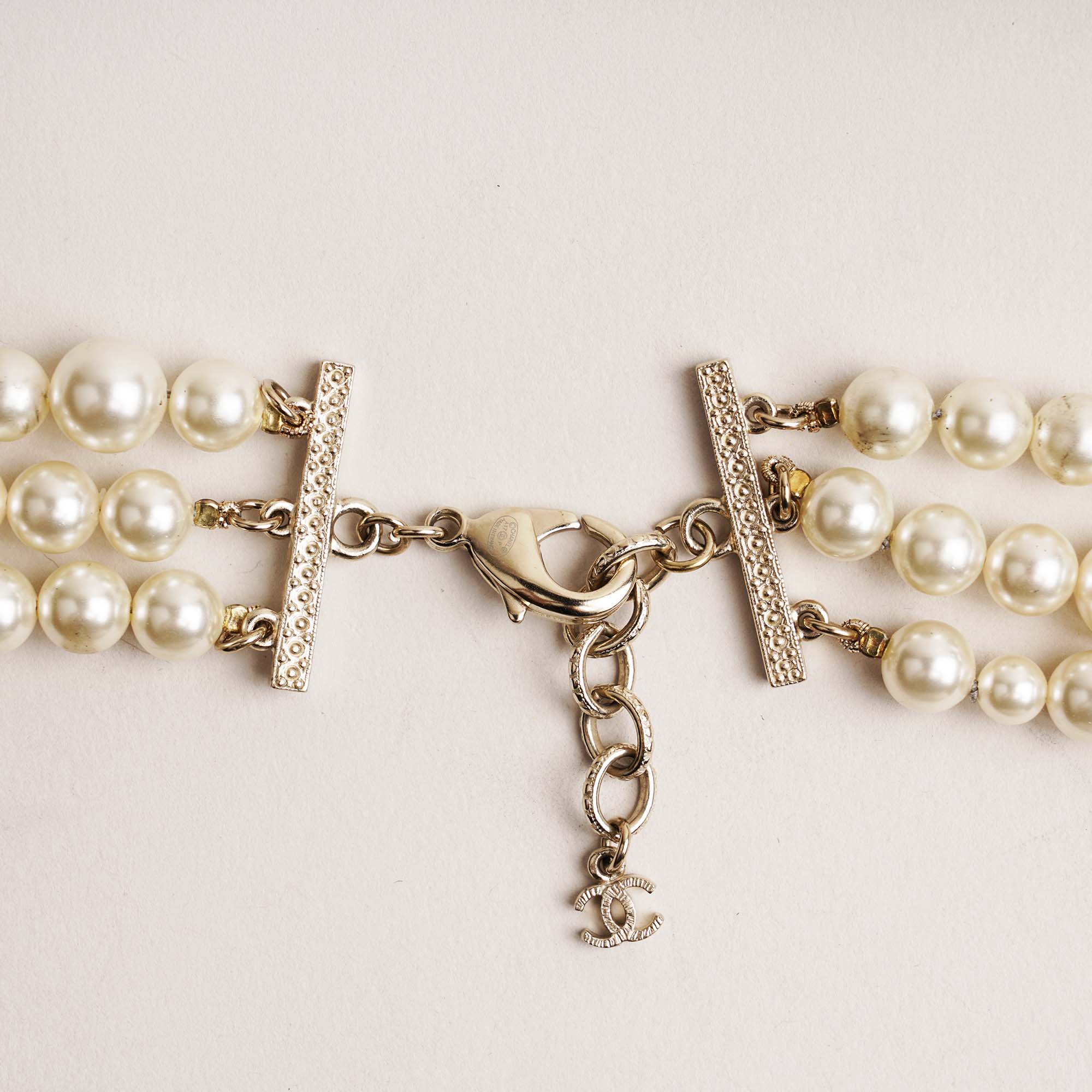 Large Faux Pearl Strand Necklace - CHANEL - Affordable Luxury image