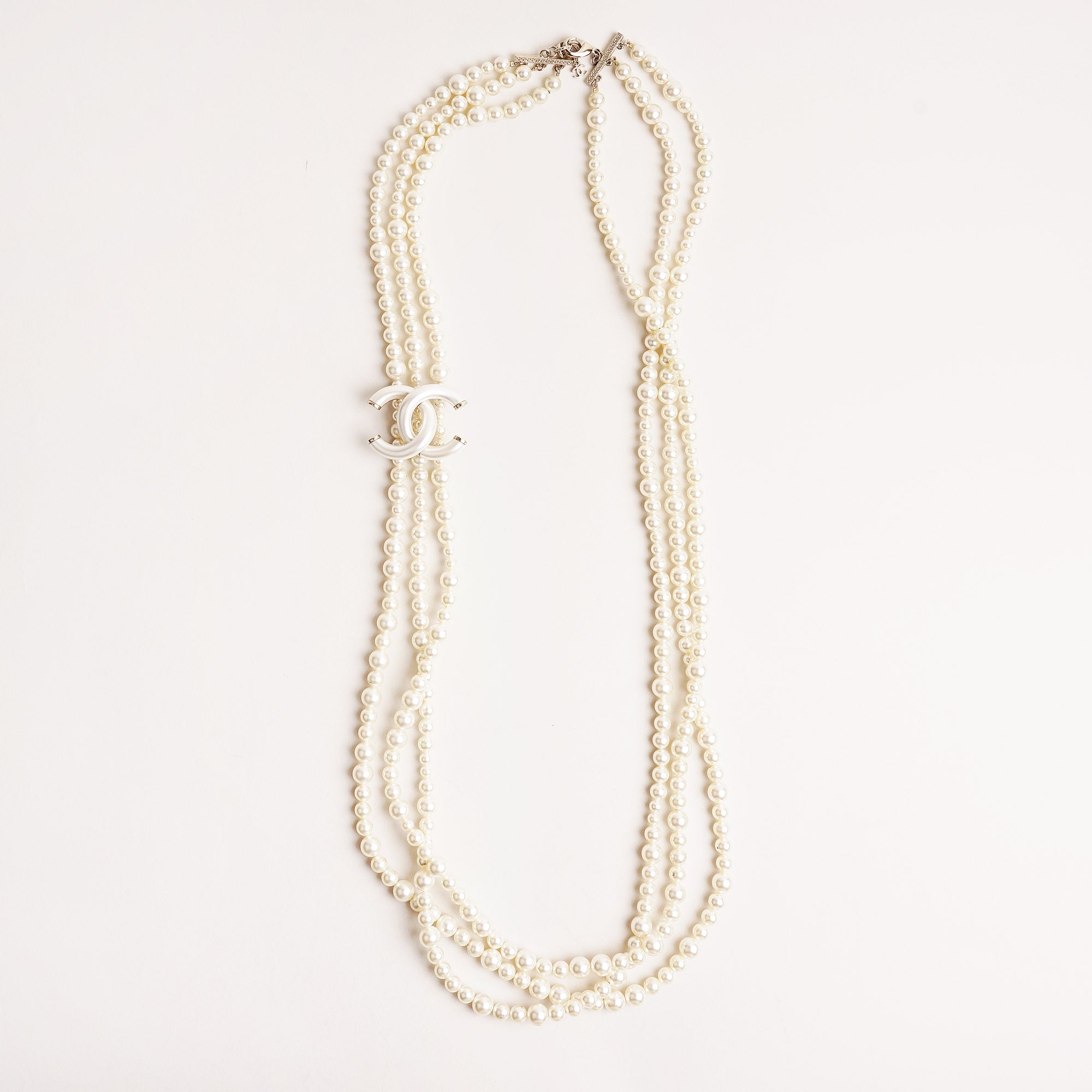 Large Faux Pearl Strand Necklace - CHANEL - Affordable Luxury image
