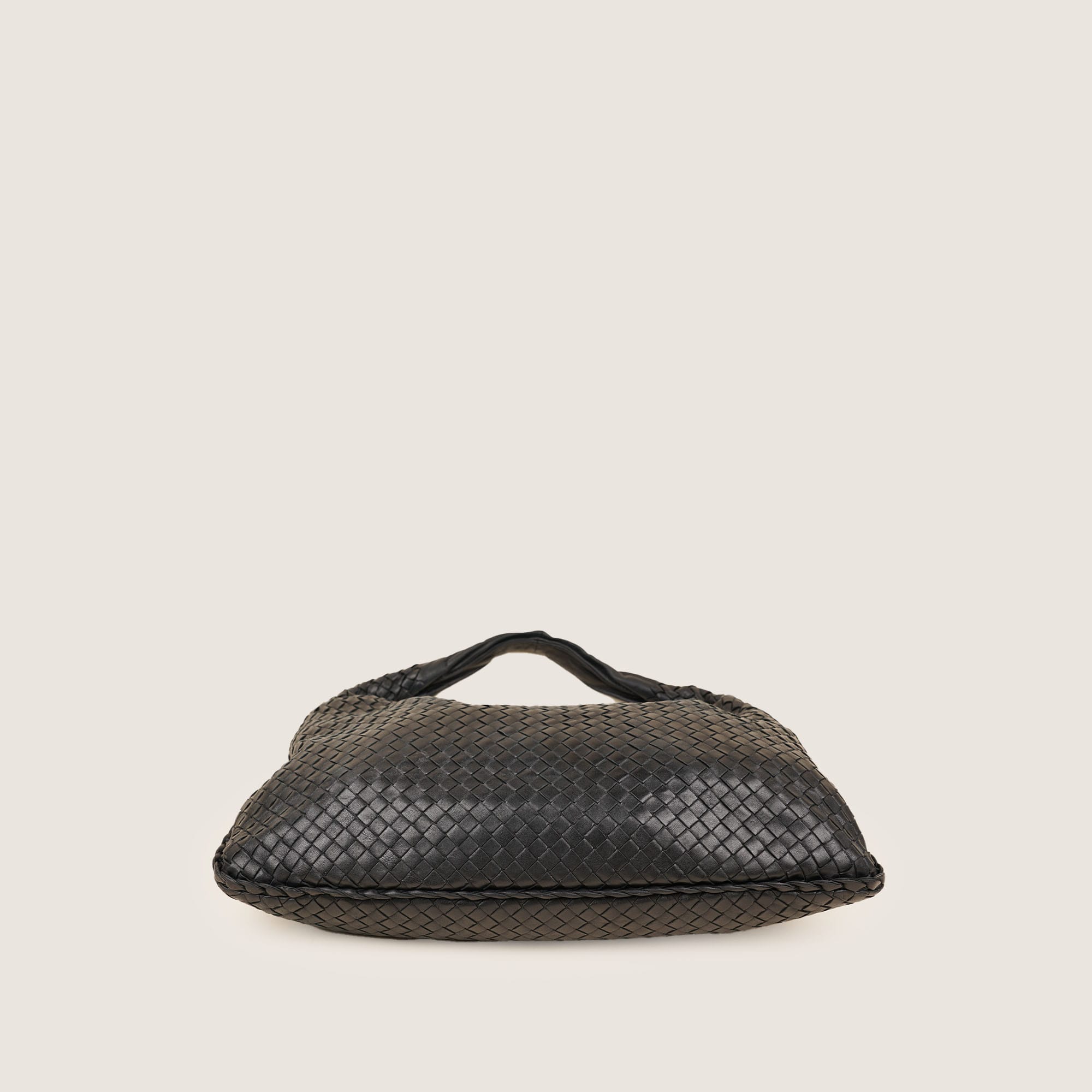 Large Intrecciatio Hobo Bag - BOTTEGA VENETA - Affordable Luxury image