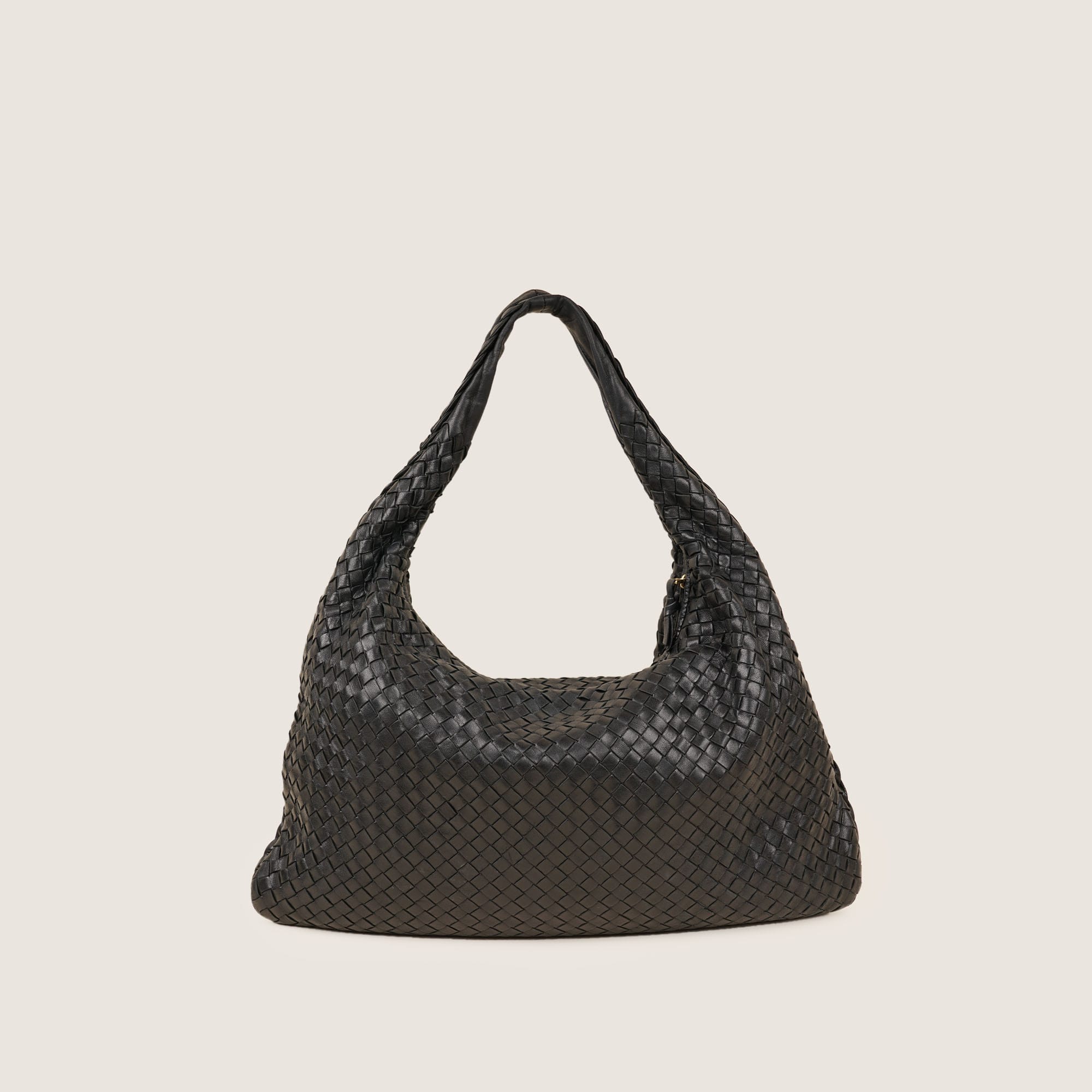 Large Intrecciatio Hobo Bag - BOTTEGA VENETA - Affordable Luxury image