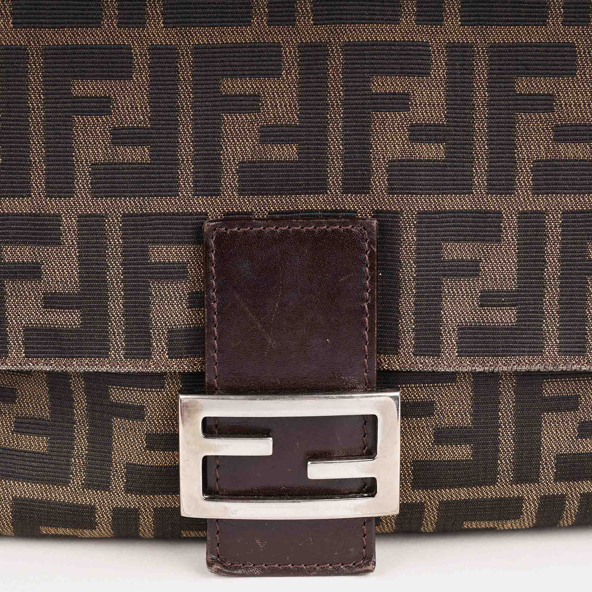 Large Mama Baguette Shoulder Bag - FENDI - Affordable Luxury image