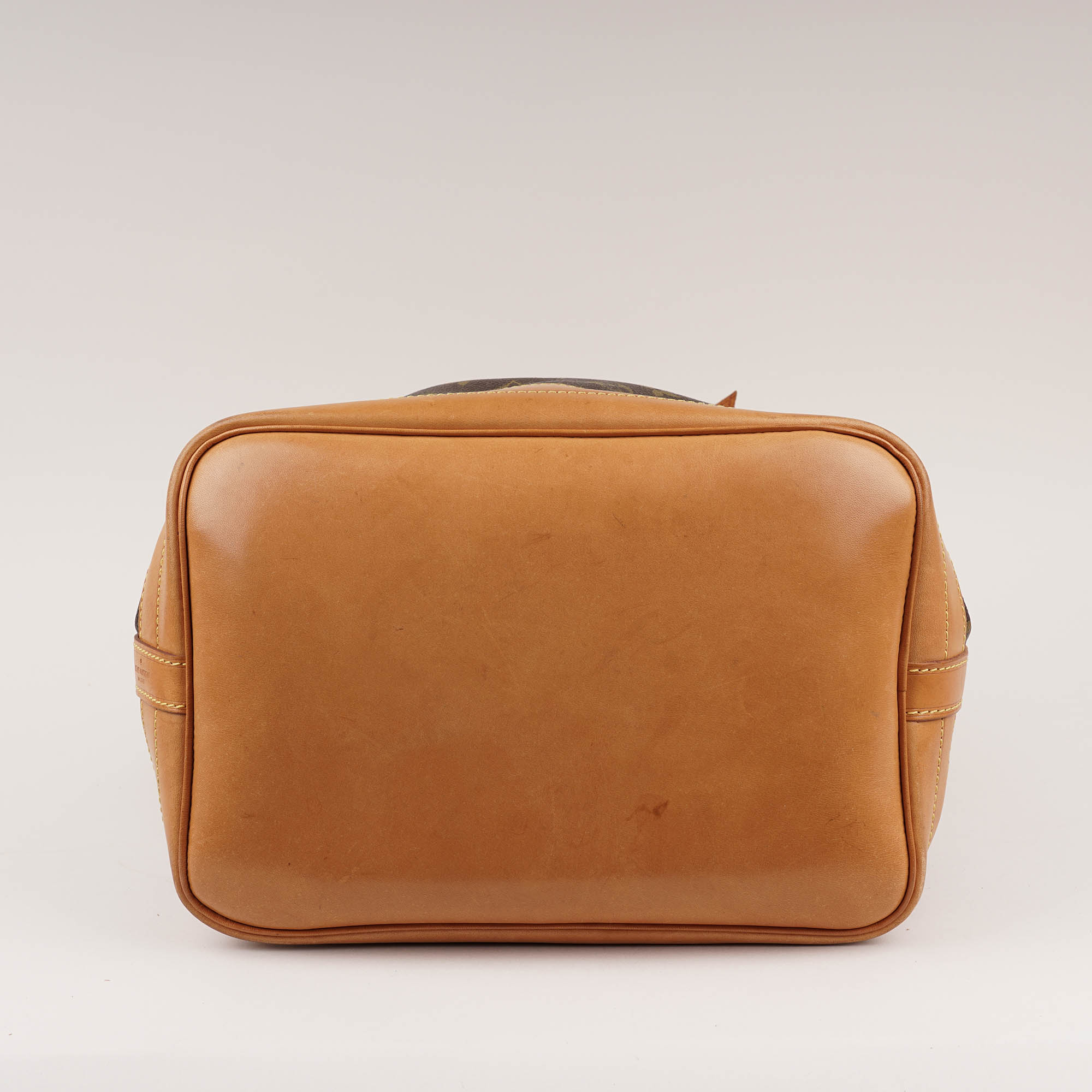 Large Noe Bucket - LOUIS VUITTON - Affordable Luxury image