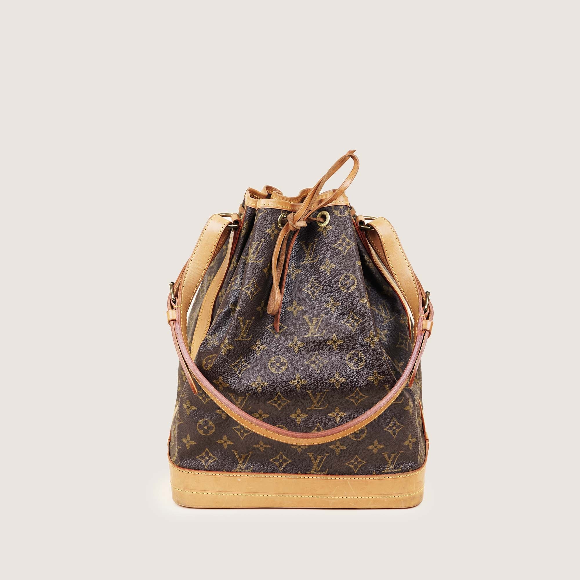 Large Noé Bucket Bag - LOUIS VUITTON - Affordable Luxury image