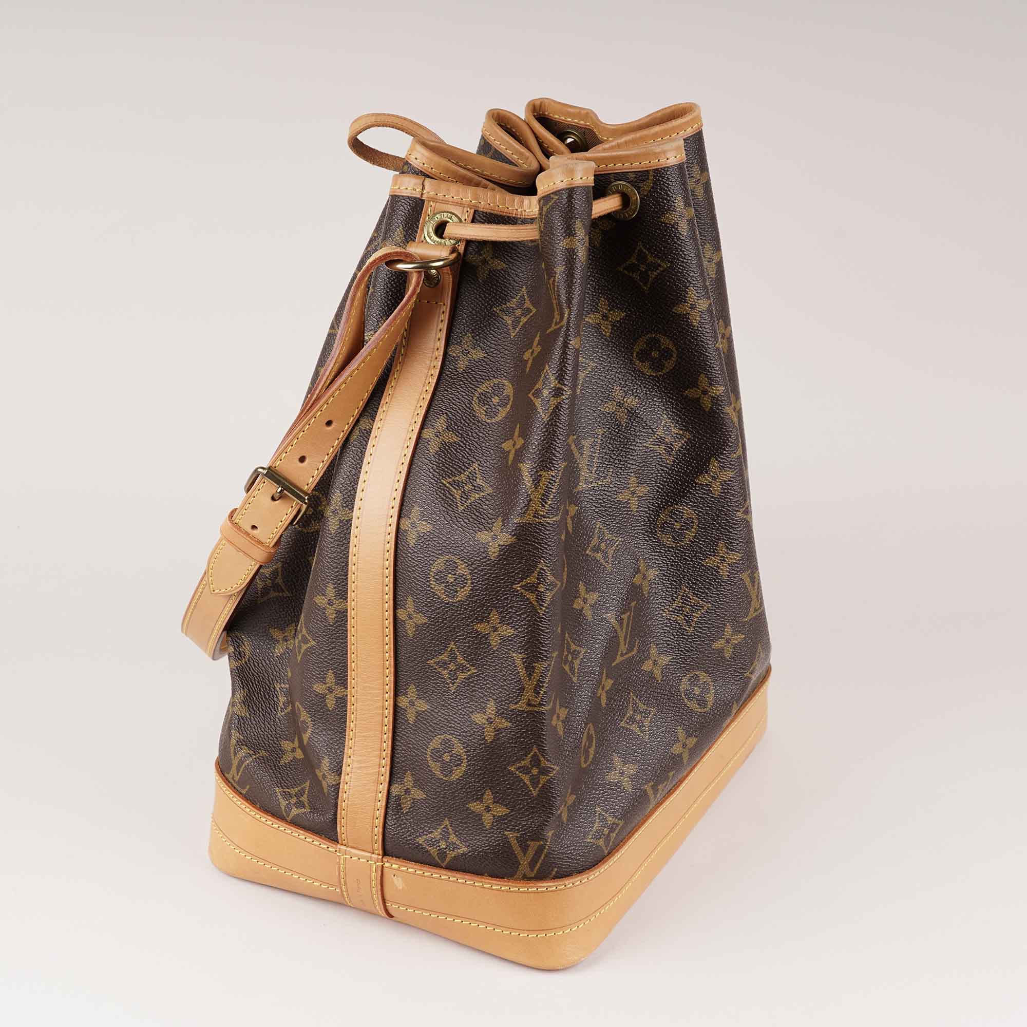 Large Noé Bucket Bag - LOUIS VUITTON - Affordable Luxury image