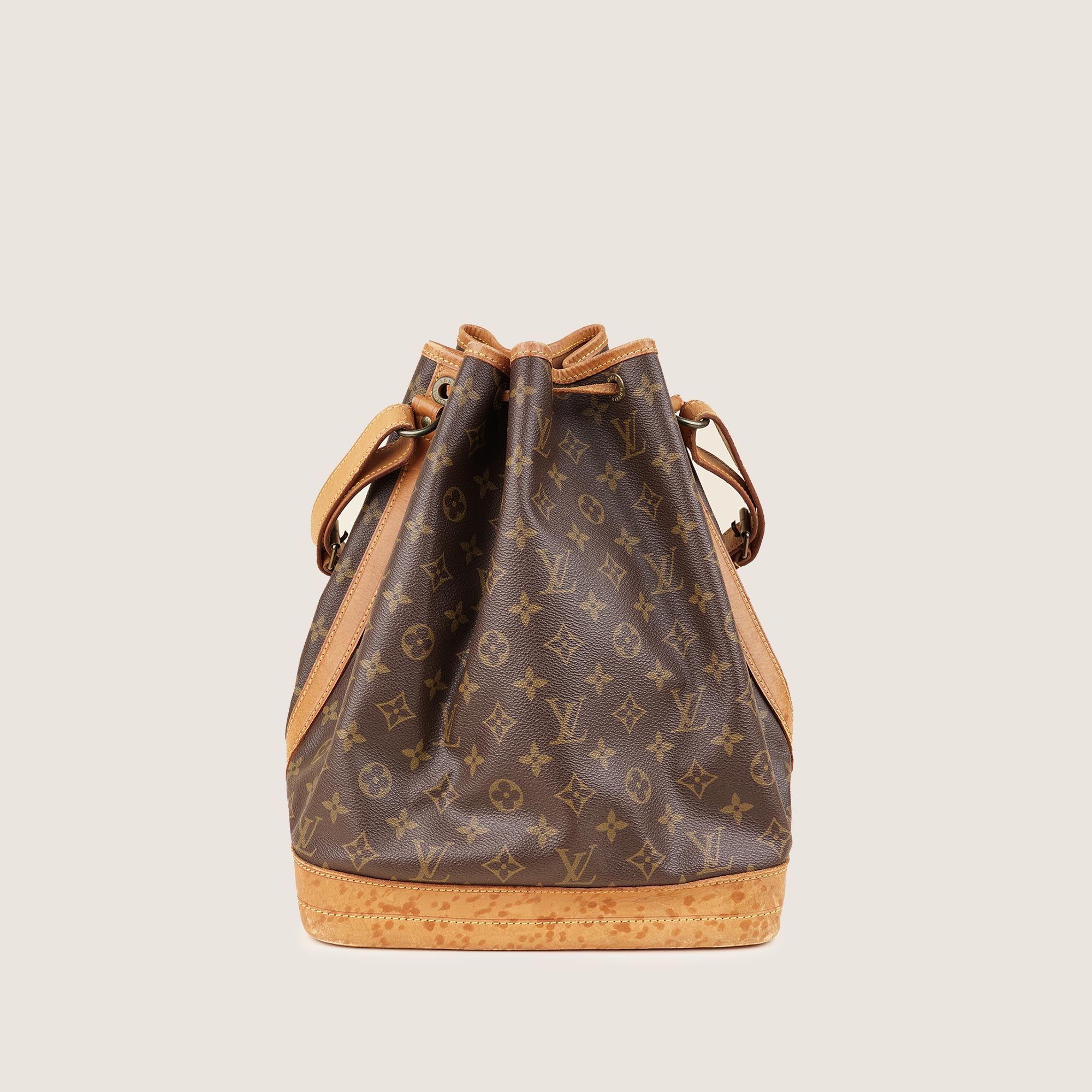 Large Noé Shoulder Bag - LOUIS VUITTON - Affordable Luxury image