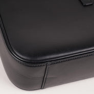 Le 5 à 7 Hobo Bag - SAINT LAURENT - Affordable Luxury thumbnail image