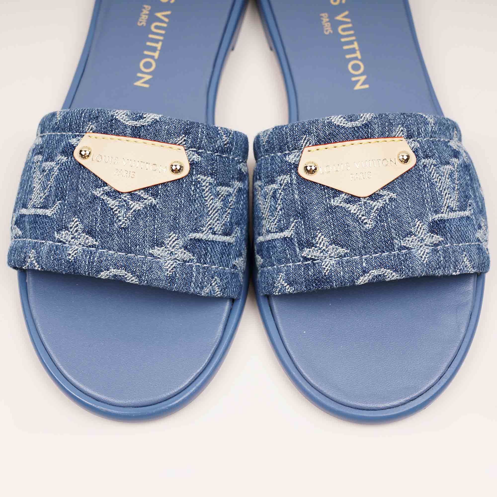 Lily Denim Flat Mule 37 - LOUIS VUITTON - Affordable Luxury image
