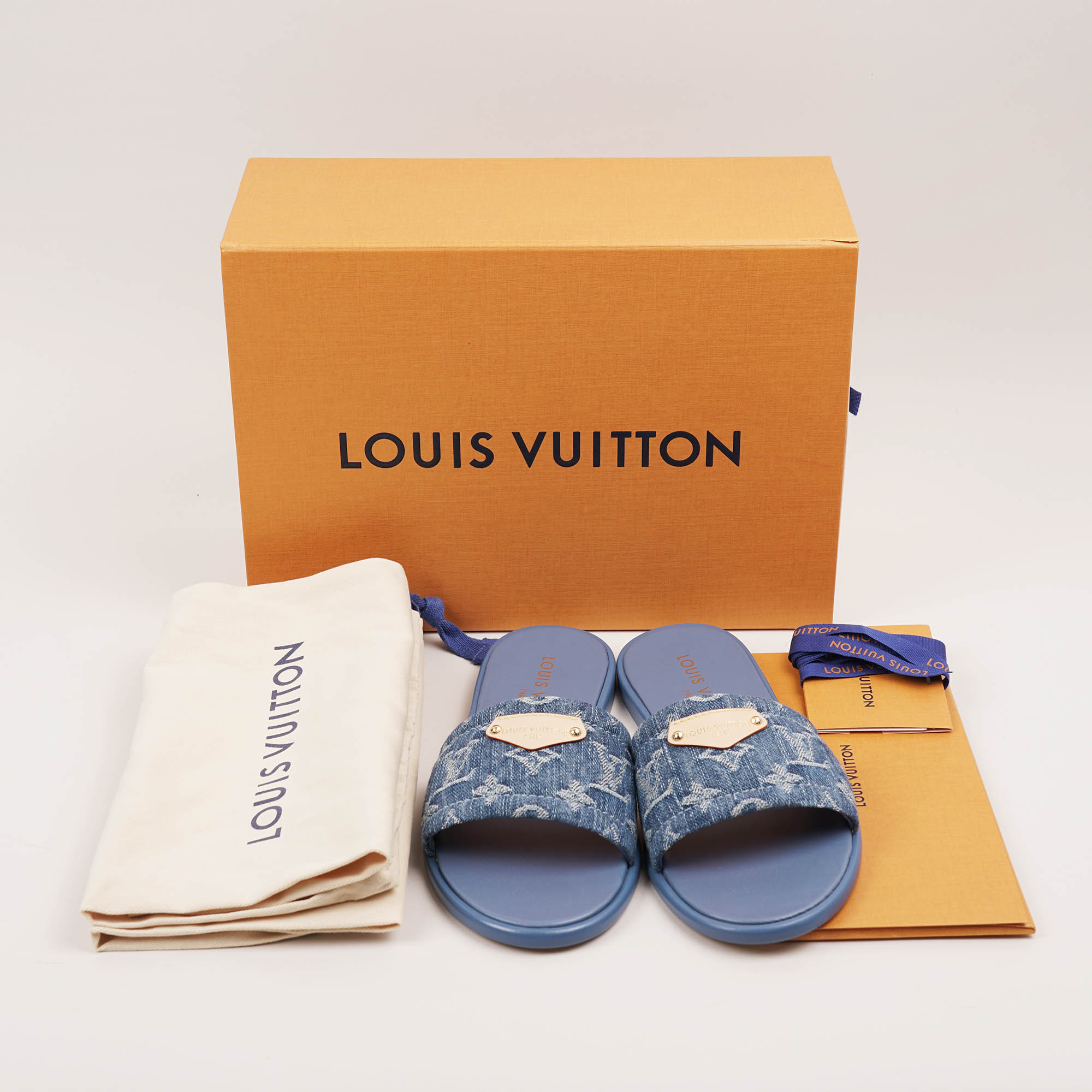 Lily Denim Flat Mule 37 - LOUIS VUITTON - Affordable Luxury image